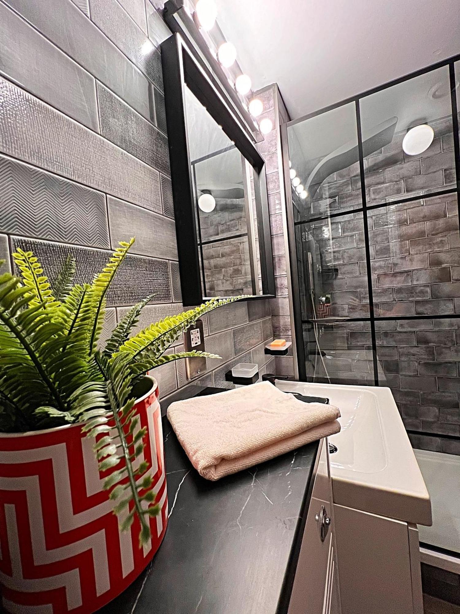 Latitude Chinatown Central Apartment Birmingham Luaran gambar
